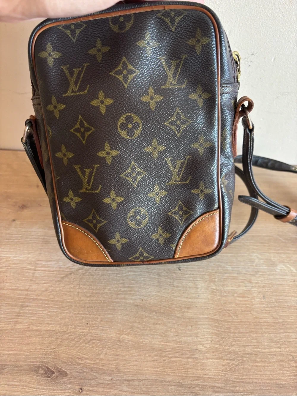 Authentic Louis Vuitton monogram crossbody bag